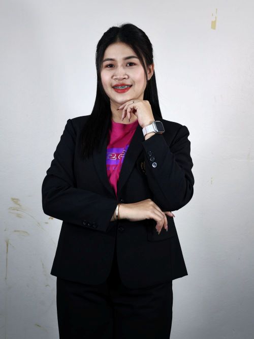นางสาวอัญชลี ปานเนื่อง